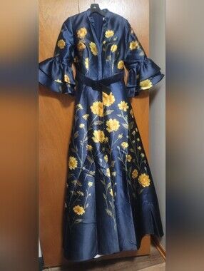 RENE By RENE RUIZ  BELL SLEEVE Floral Print  Mikado Maxi Dress Size 2